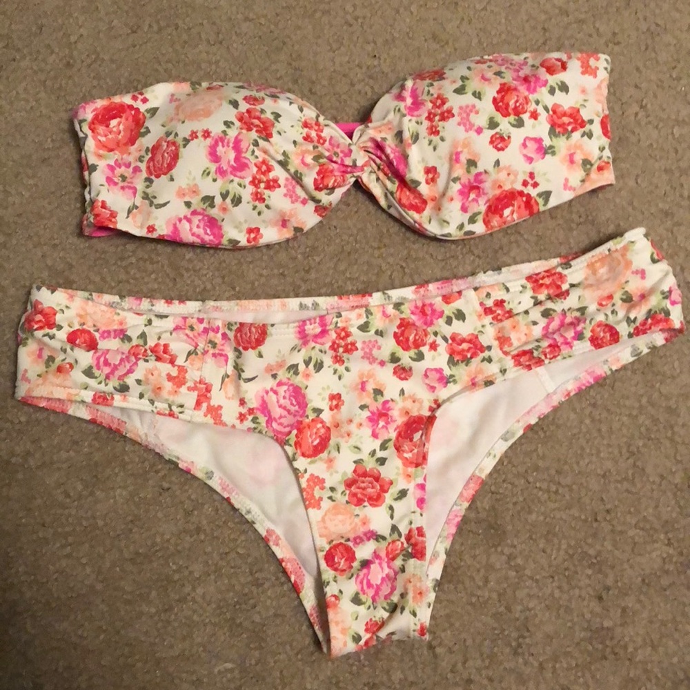 Abercrombie & Fitch Bikini